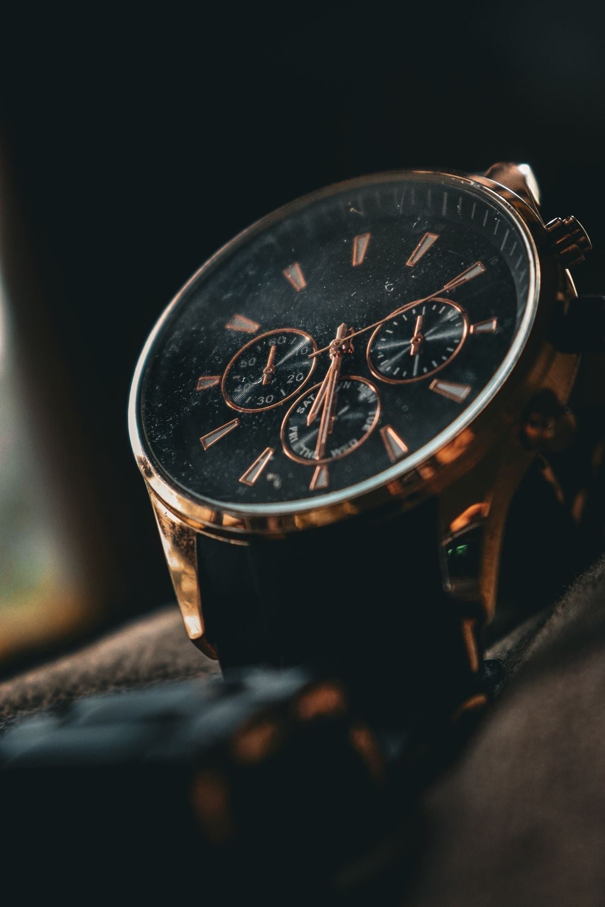 Classic Minimalist Watch - Gold